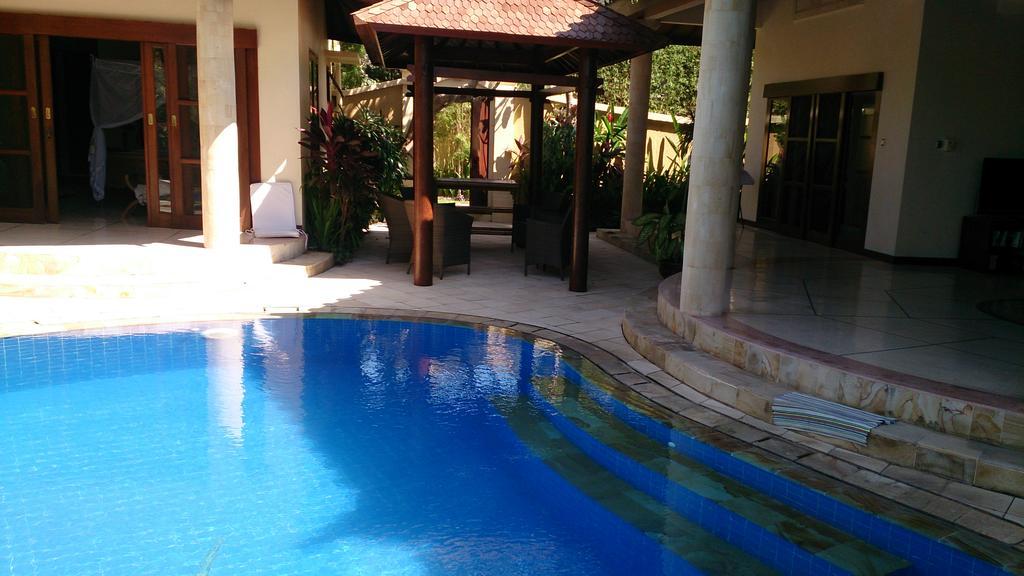 Kamboja Golden No2 Villa *